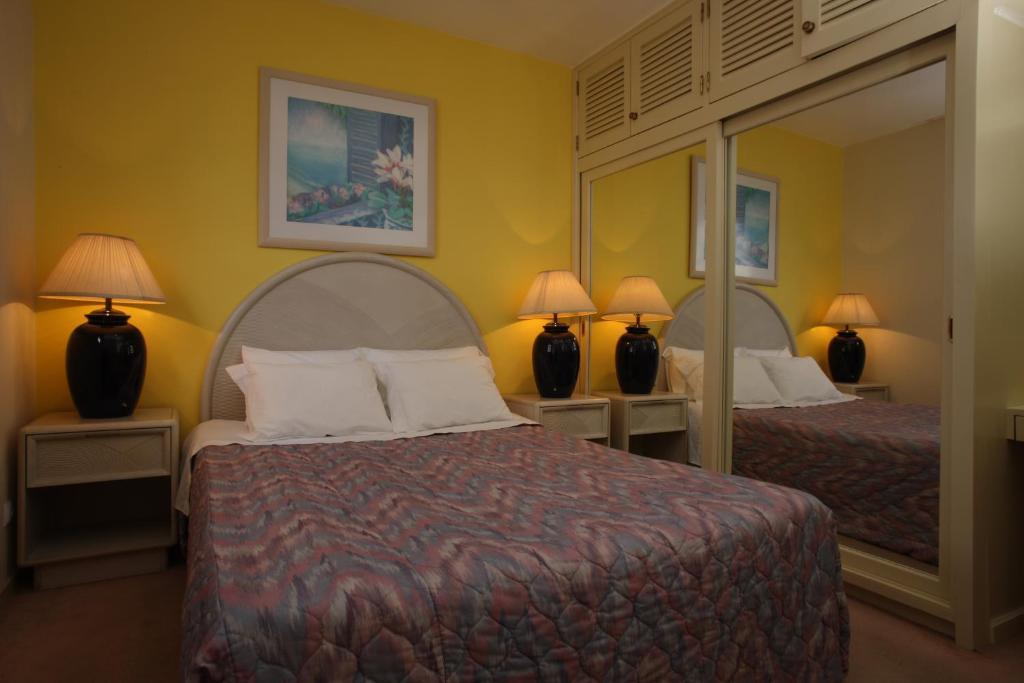 Bay Apartahotel 4*